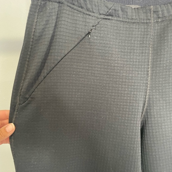 Patagonia pants - Picture 3 of 7